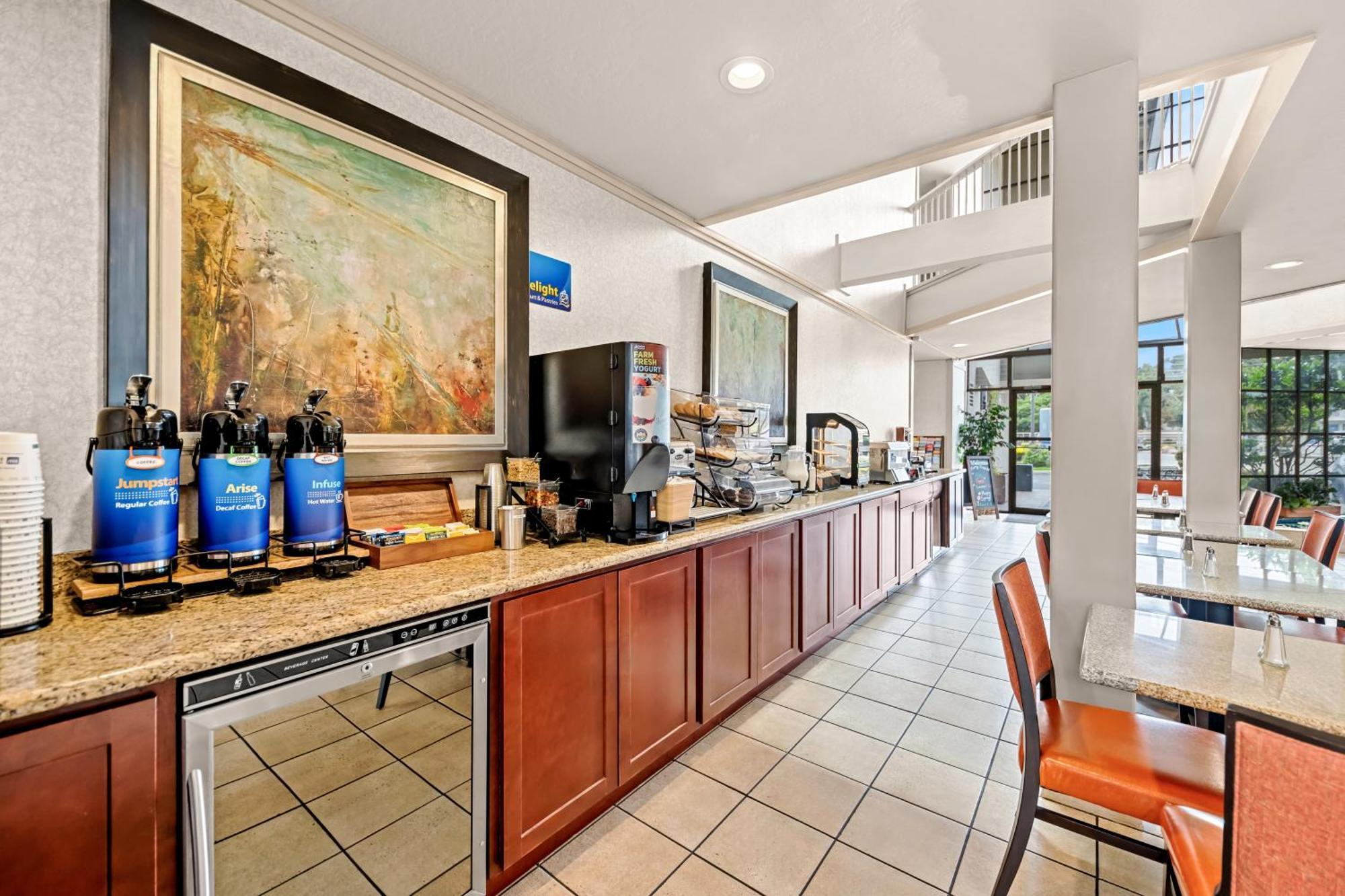 Best Western De Anza Inn Monterey Exteriör bild